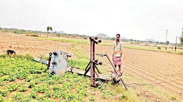 అకాల వర్షం.. అపార నష్టం