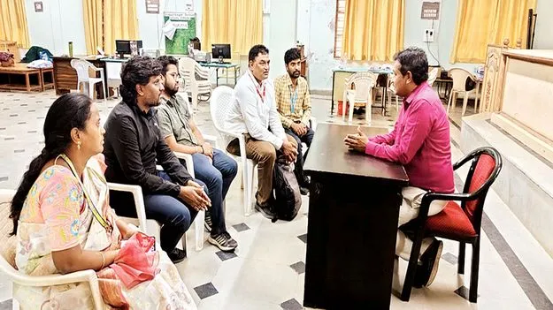 జాతీయ లోక్‌ అదాలత్‌ను విజయవంతం చేయండి 