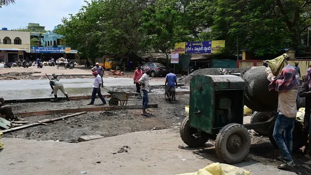 50 ఏళ్ల బస్టాండ్‌!