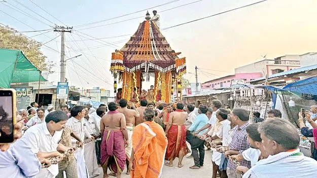 రమణీయం.. చౌడేశ్వరి రథోత్సవం 