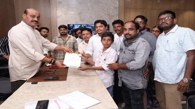  సీఎం సహాయ నిధితో పేదలకు మేలు: మంత్రి అచ్చెన్న