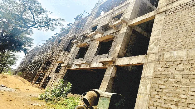  మల్టీ స్పెషాలటీ ఆసుపత్రుల పనులు పూర్తయ్యేనా?