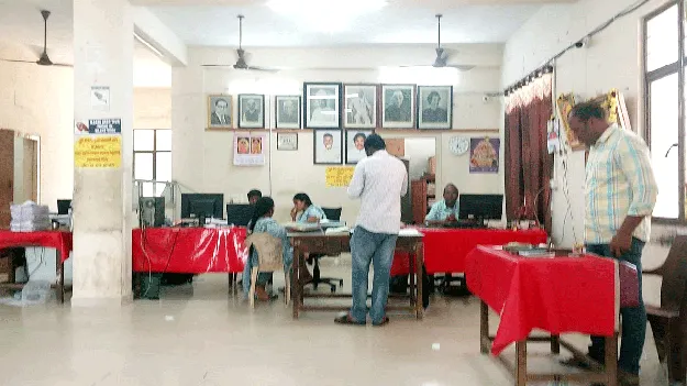 చిత్తూరు ఎస్‌ఆర్‌లో   ముగిసిన ఏసీబీ దాడులు