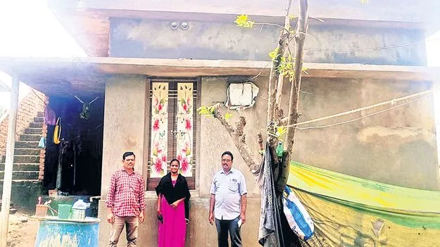 ఇళ్ల బకాయిలకు నిరీక్షణ