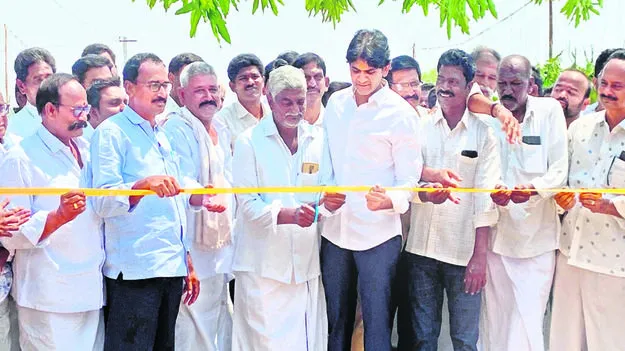 MLA: అధికారులు నిర్లక్ష్యం వీడాలి  