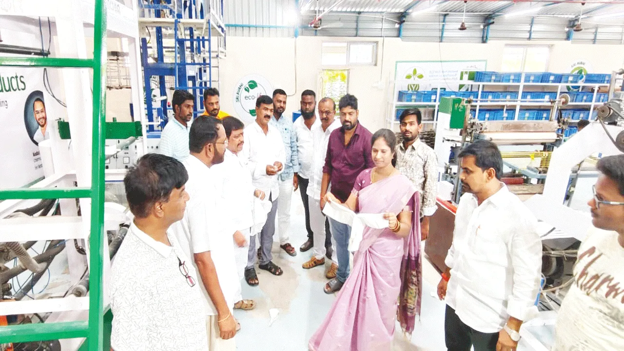 ప్లాస్టిక్‌ రహిత పట్టణం కోసం సహకరించాలి