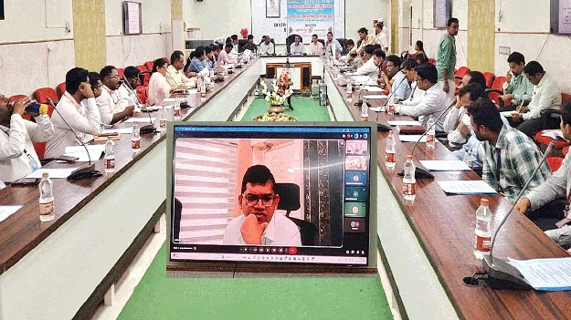 జీడీపీ సాధనలో బ్యాంకర్లే కీలకం