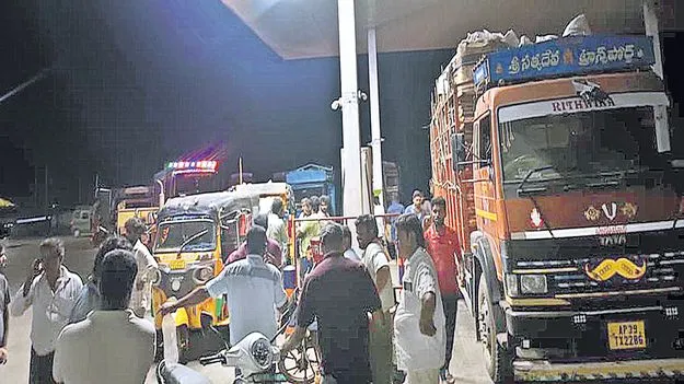 వేధిస్తున్న డీజిల్‌ కొరత