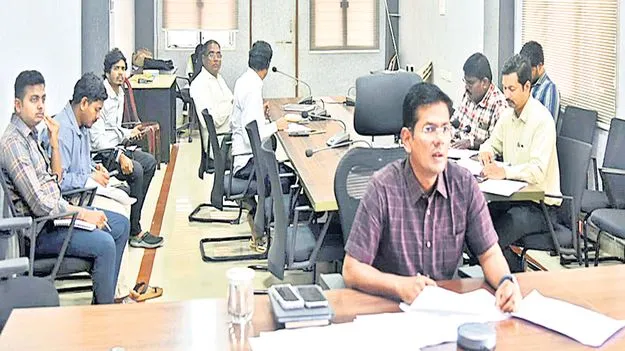 త్వరితగతిన అటవీ అనుమతులు మంజూరు