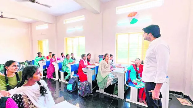 MLA: కేజీబీవీని తనిఖీ చేసిన ఎమ్మెల్యే అశ్మితరెడ్డి