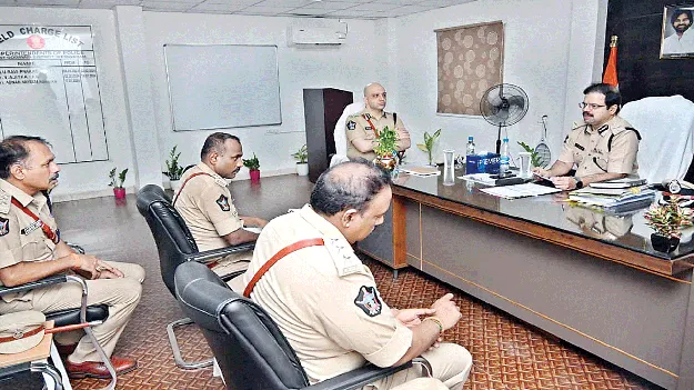  ప్రజల భద్రతే ముఖ్యం 