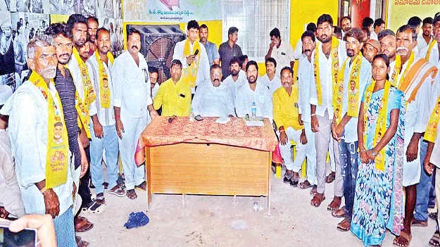 మినీ మహానాడును విజయవంతం చేద్దాం