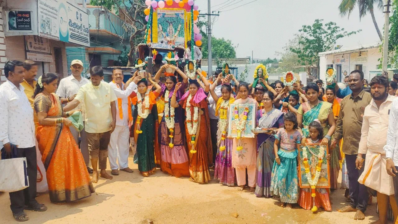 ఘనంగా వాసవీ మాత జయంతి