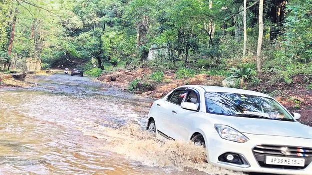 ఒకేరోజు మూడు సీజన్లు