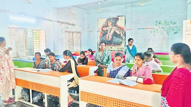 ఇంటర్‌ విద్యార్థులకు ప్రత్యేక తరగతులు