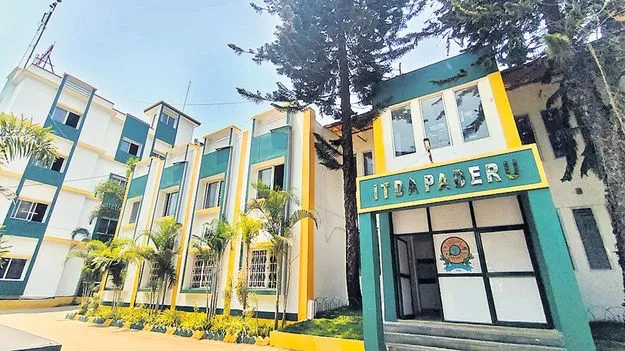 పేరుకుపోయిన ఆస్తి పన్ను బకాయిలు