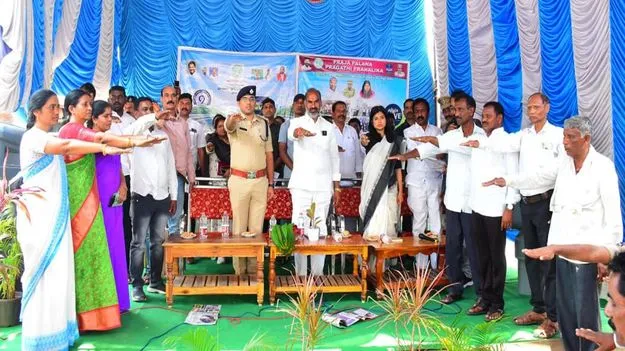 రోడ్డు భద్రత సామాజిక బాధ్యతగా భావించాలి