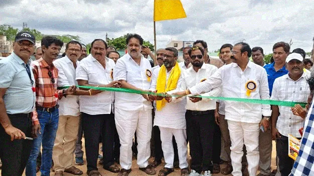 క్రీడాకారులను ప్రోత్సహించేందుకే పోటీలు  
