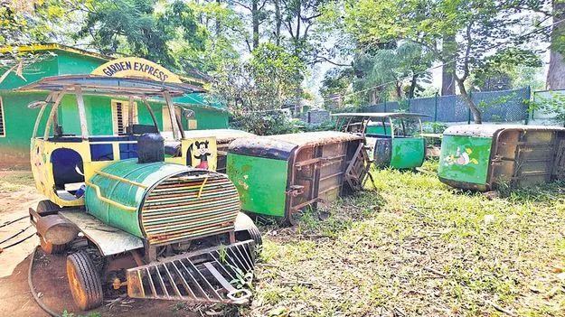 కదలని టోయ్‌ట్రైన్‌ 