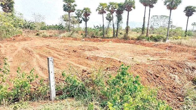 Pond invasion ‘చెర’వులు