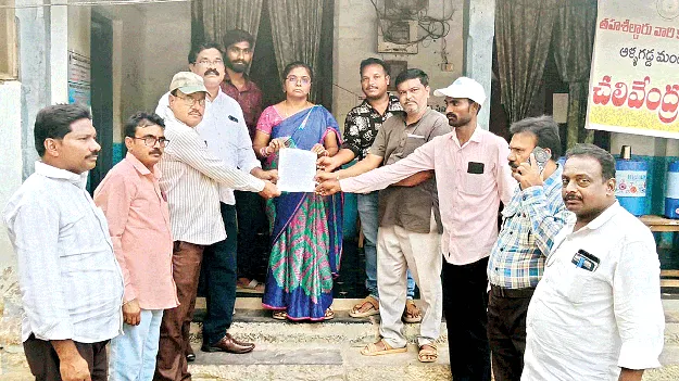 వార్త రాస్తే చంపేస్తారా?