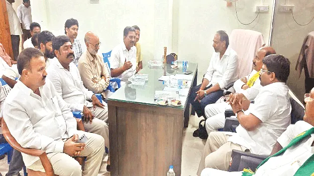    విద్యుత్‌ సమస్యలపై ప్రత్యేక దృష్టి