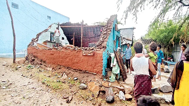భారీ వర్షం