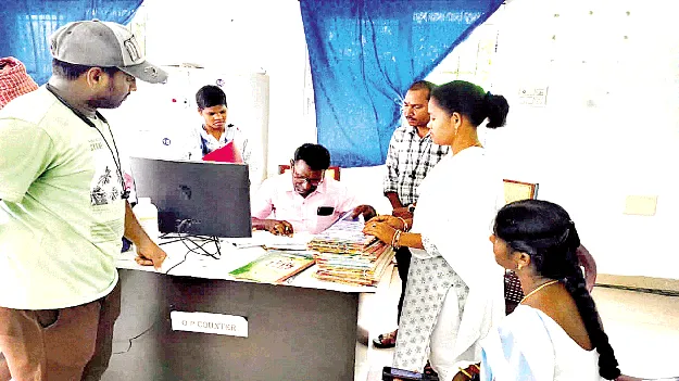 సర్వేలు పకడ్బందీగా చేయాలి