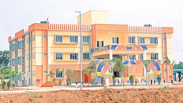 ‘రైల్వే’ ఉద్యోగాల పేరుతో వసూళ్లు