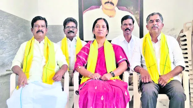 పార్టీ పిలుపునిస్తే ముందుంటాం