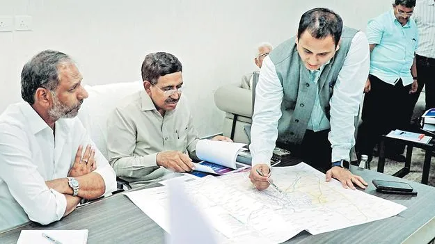 అమరావతిలో విద్యుత్తు పనులు వేగవంతం: మంత్రి గొట్టిపాటి 