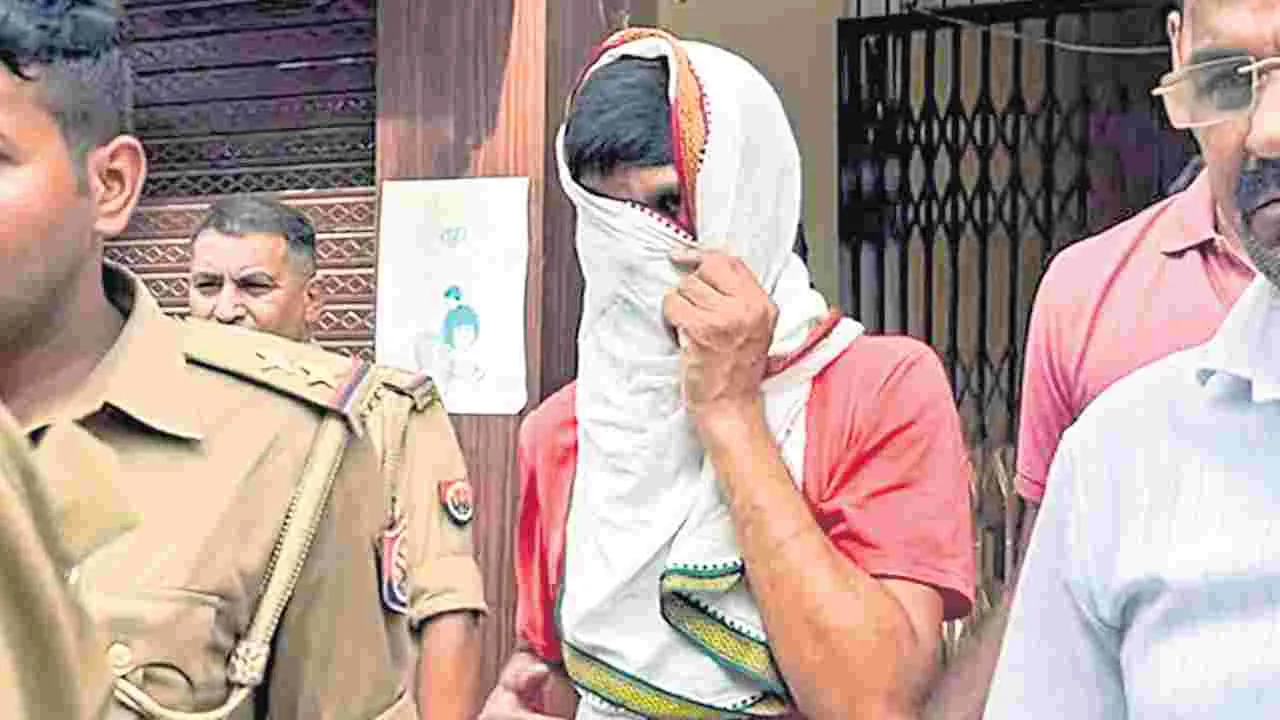 రాముడి సొమ్ముతో విల్లాలు, విలాసాలు