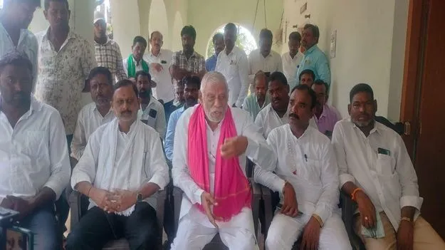 ధాన్యం కొనుగోళ్లలో నిర్లక్ష్యం 