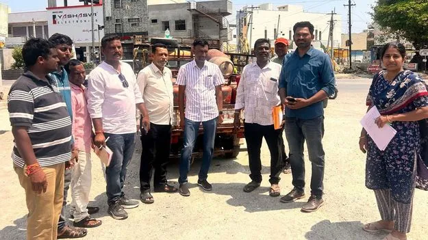  Karimnagar:   హోటళ్లపై అధికారుల దాడులు