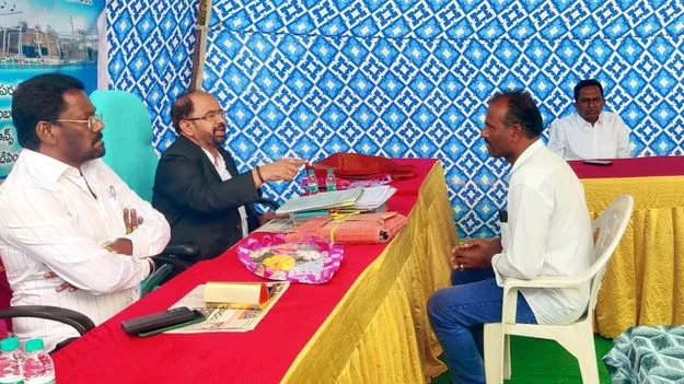 Jagtial:  విద్యుత్‌ సమస్యలు తెలుసుకోవడానికే పరిష్కార వేదిక