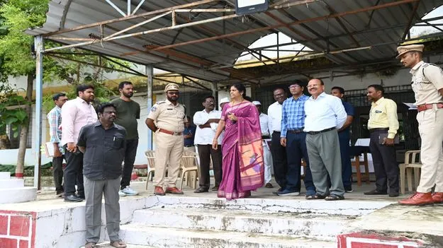 Kumaram Bheem Asifabad: స్వాతంత్య్ర దినోత్సవాన్ని ఘనంగా నిర్వహించాలి