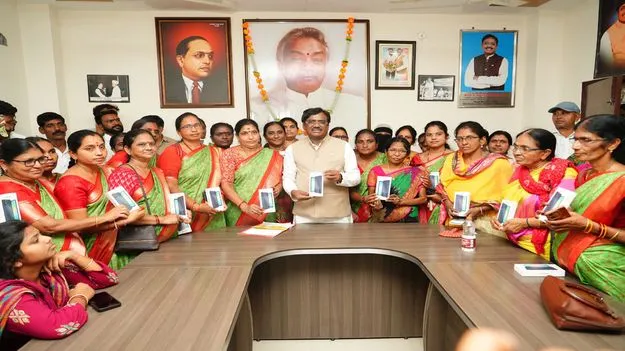 కాంగ్రెస్‌ పార్టీతోనే అభివృద్ధి సాధ్యం 