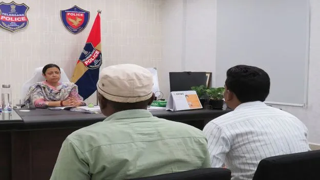 ప్రజాసమస్యలను త్వరగా పరిష్కరించండి 