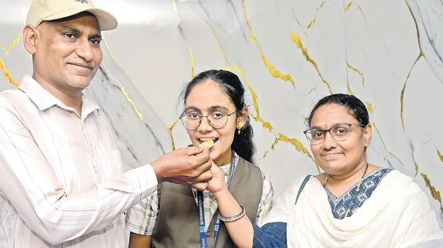పదిలో పెరిగిన ఉత్తీర్ణత