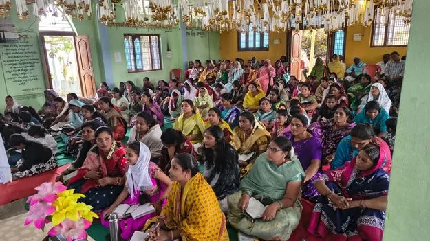 ఘనంగా ఈస్టర్‌  వేడుకలు