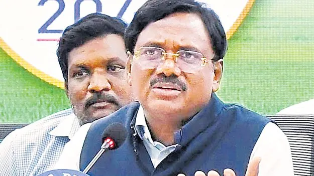 ప్రపంచ ఉపాధి అవకాశాలను అందిపుచ్చుకునేలా..రాష్ట్ర యువతను సిద్ధం చేస్తున్నాం: మంత్రి వివేక్‌