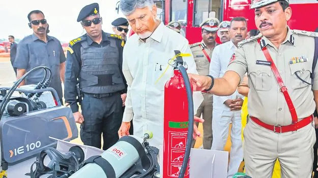 అగ్నిమాపక శాఖను ఆదర్శంగా తీర్చిదిద్దుతాం