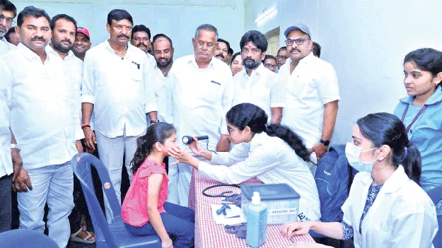 419మందికి కంటి పరీక్షలు 