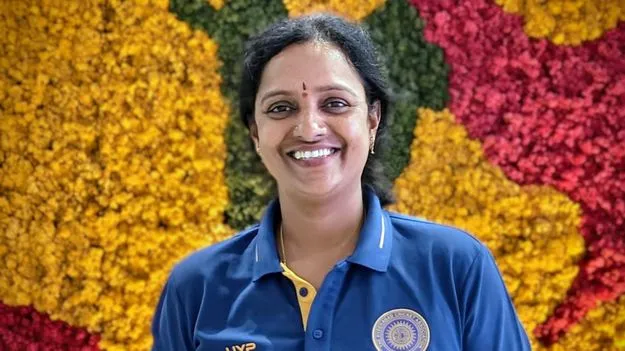 హెచ్‌సీఏ మహిళల సెలెక్షన్‌ కమిటీ చైర్మన్‌గా సువర్ణ లక్ష్మి