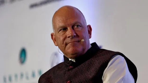 ఎయిరిండియాకు క్యాంప్‌బెల్‌ గుడ్‌బై