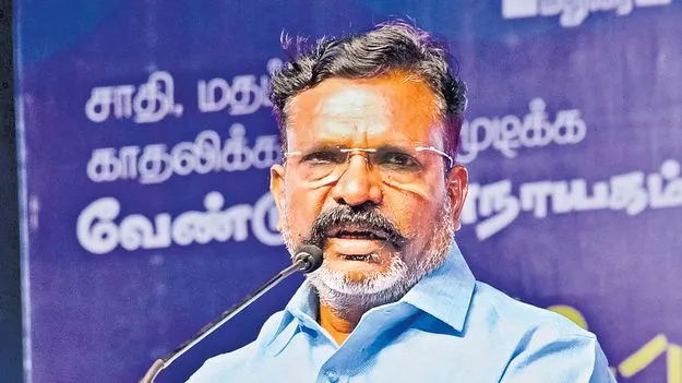 నన్ను సీఎం చేసేందుకు డీఎంకే, అన్నాడీఎంకే యత్నాలు