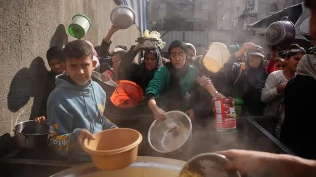 4.5 కోట్ల మందికి ఆహార సంక్షోభం!