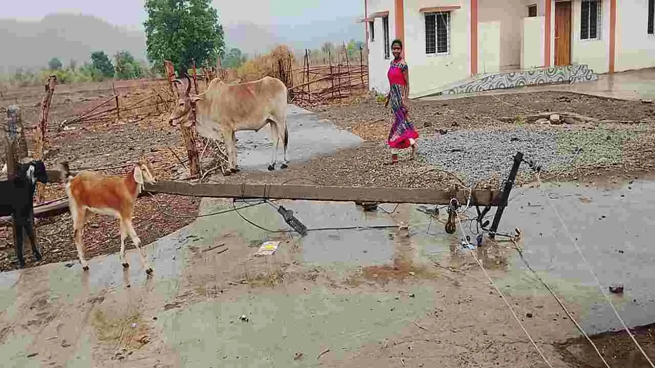 ఈదురుగాలులతో కూడిన వర్షం