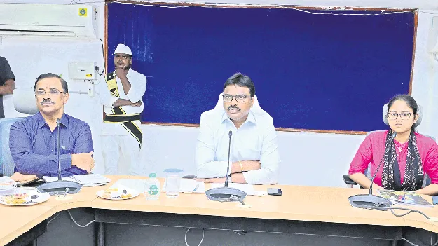 జిల్లా రూపురేఖలు మారేందుకు సిబ్బంది సేవలే కీలకం