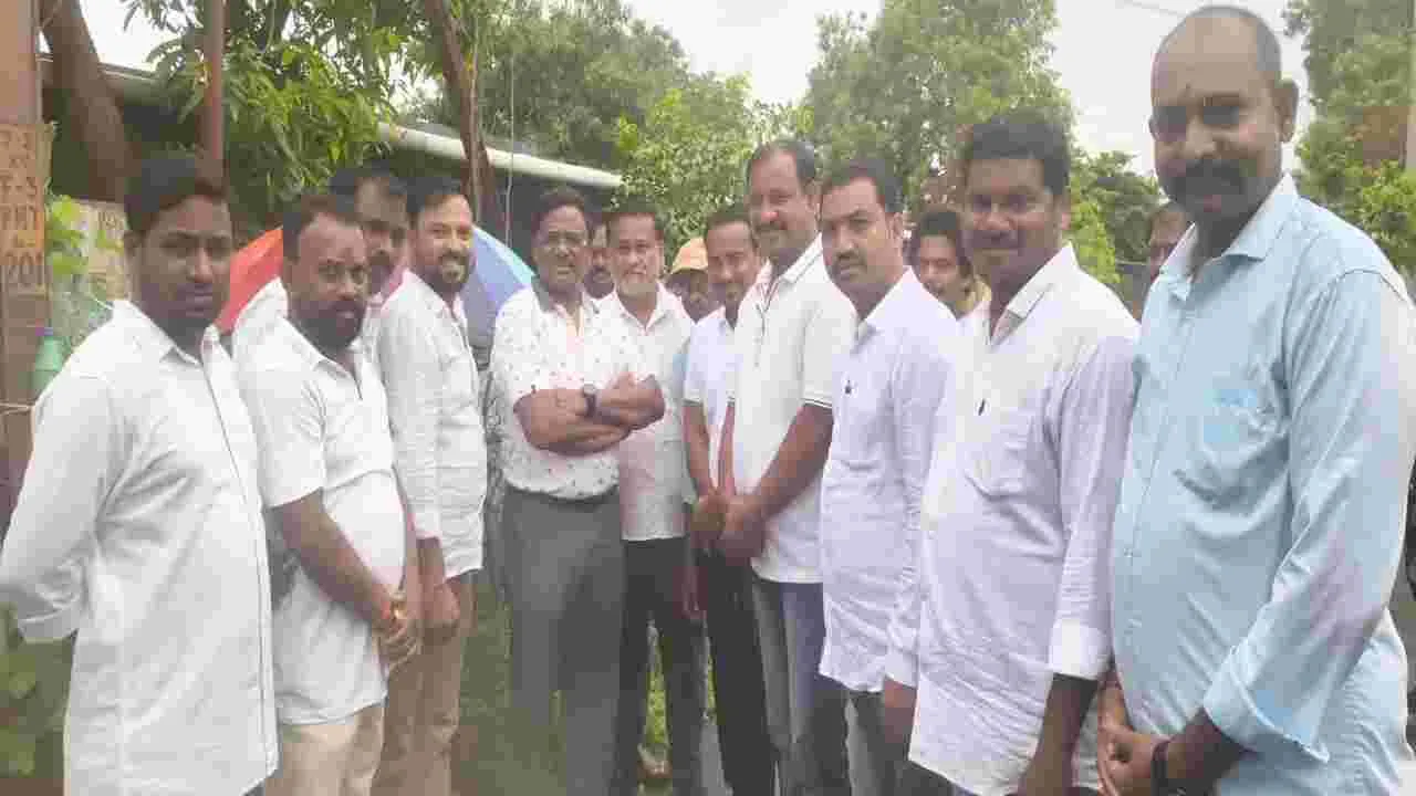 లక్షల కోట్లతో కట్టింది కాళేశ్వరం కాదు కూలేశ్వరం